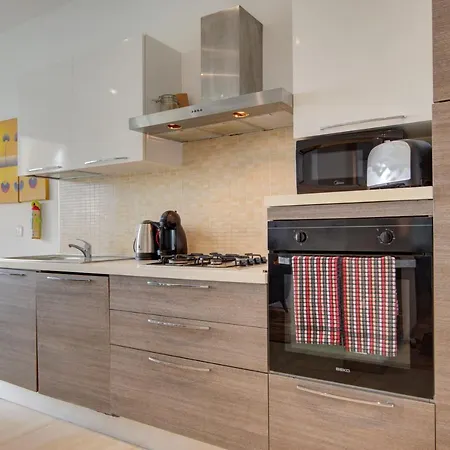 Apartment Exceptional Tigne Seafront By Shortletsmalta *