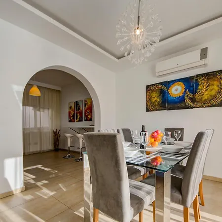 Exceptional Tigne Seafront By Shortletsmalta Apartment
