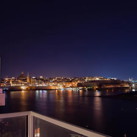 Exceptional Tigne Seafront By Shortletsmalta Daire Sliema