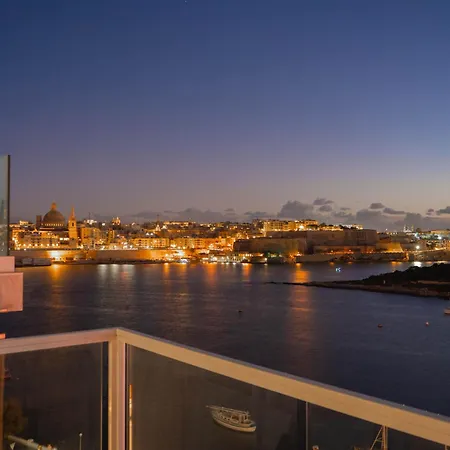 Apartment Exceptional Tigne Seafront By Shortletsmalta *