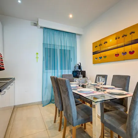Exceptional Tigne Seafront By Shortletsmalta Apartment *