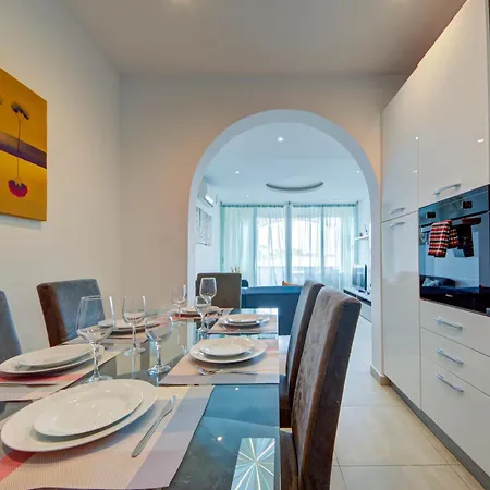 Exceptional Tigne Seafront By Shortletsmalta Apartman Sliema