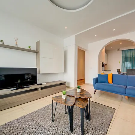 Exceptional Tigne Seafront By Shortletsmalta Apartment