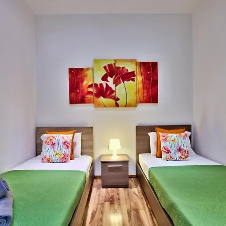 Exceptional Tigne Seafront By Shortletsmalta Apartamento *