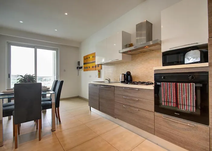 Exceptional Tigne Seafront By Shortletsmalta アパート