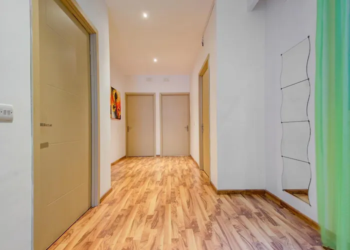 Exceptional Tigne Seafront By Shortletsmalta * スリーマ