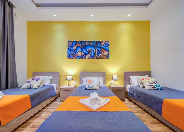 Exceptional Tigne Seafront By Shortletsmalta スリーマ