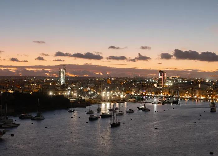 Exceptional Tigne Seafront By Shortletsmalta アパート