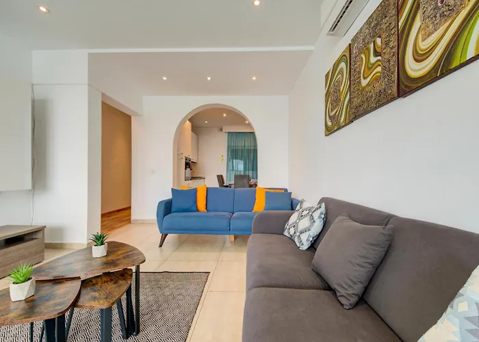 Apartment Exceptional Tigne Seafront By Shortletsmalta *