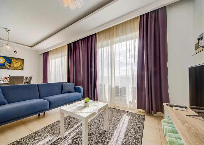 Exceptional Tigne Seafront By Shortletsmalta Apartment *