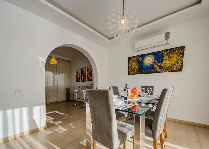 Exceptional Tigne Seafront By Shortletsmalta Apartment